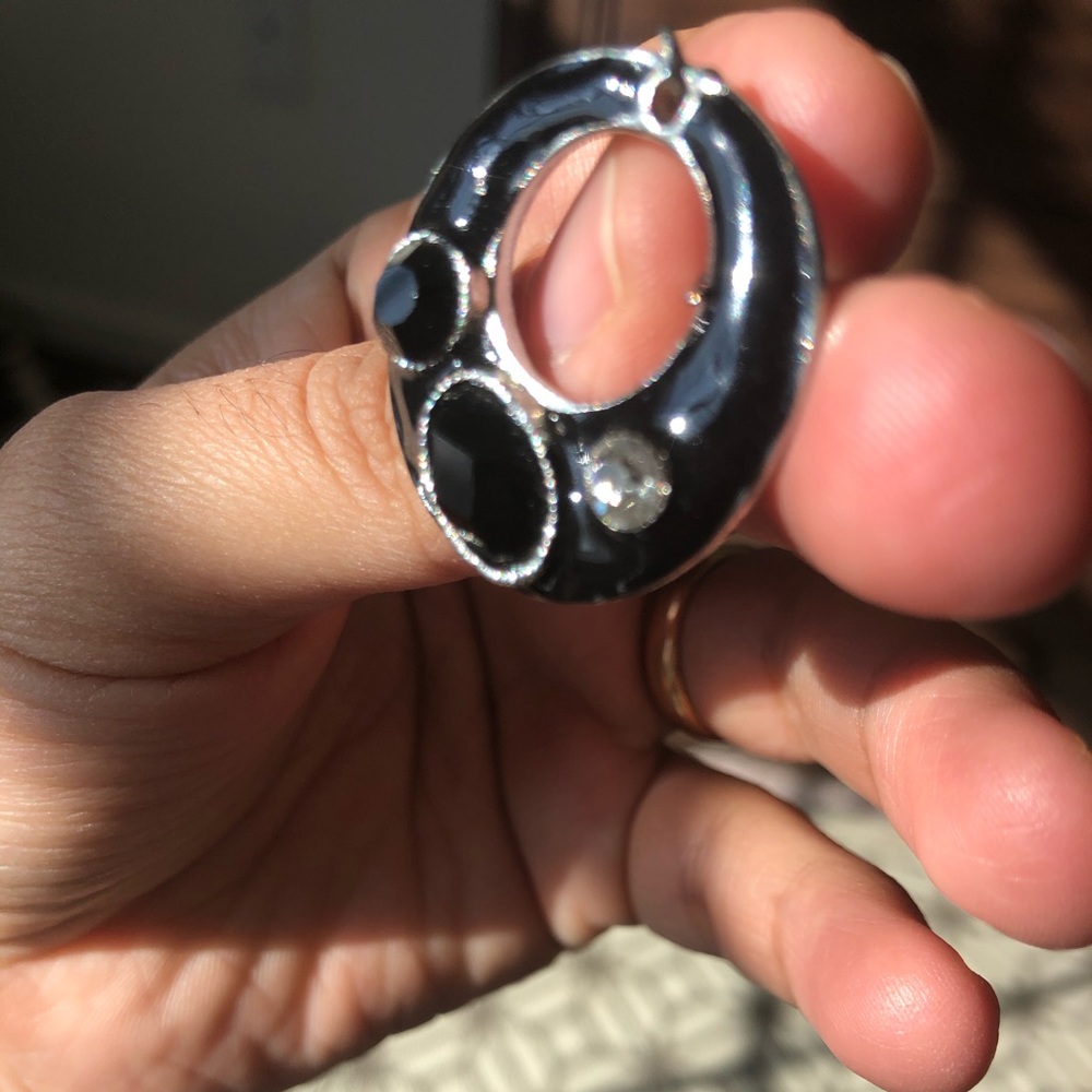 Earring - Picture 2 of 2